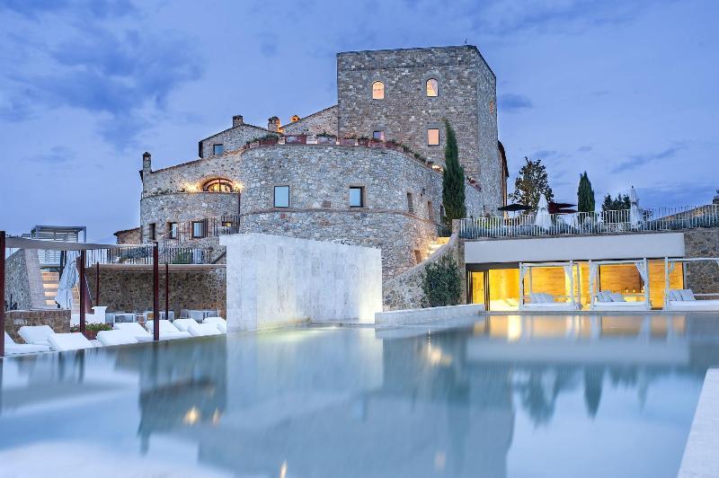 Castello Di Velona, Resort Thermal Spa & Winery モンタルチーノ エクステリア 写真